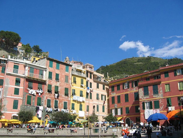 VERNAZZA